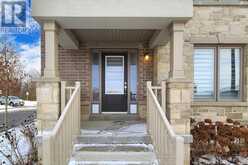 2 SUMMERBEAM WAY Brampton