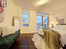 12 - 57 FINCH AVENUE W Toronto