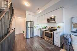 12 - 57 FINCH AVENUE W Toronto