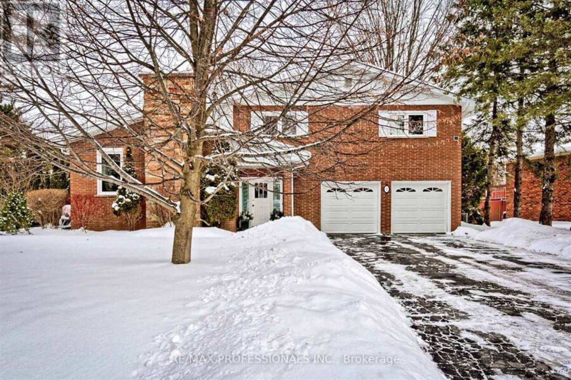 2 GREEN PINE AVENUE Springwater