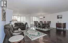 808 - 1 CLARK AVENUE W Vaughan