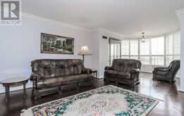 808 - 1 CLARK AVENUE W Vaughan