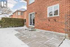 205 NARINIA CRESCENT Newmarket