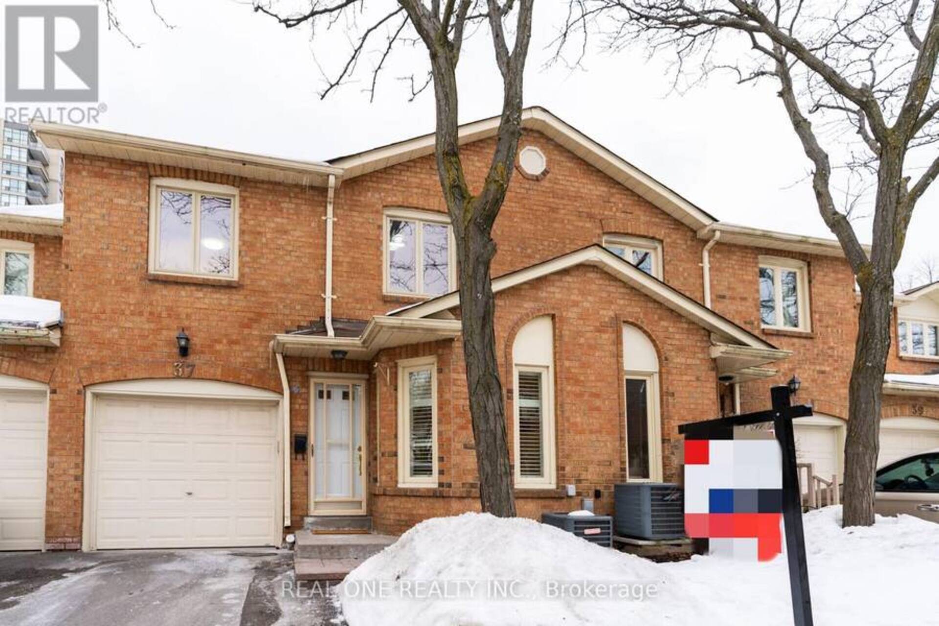 37 - 5020 DELAWARE DRIVE Mississauga