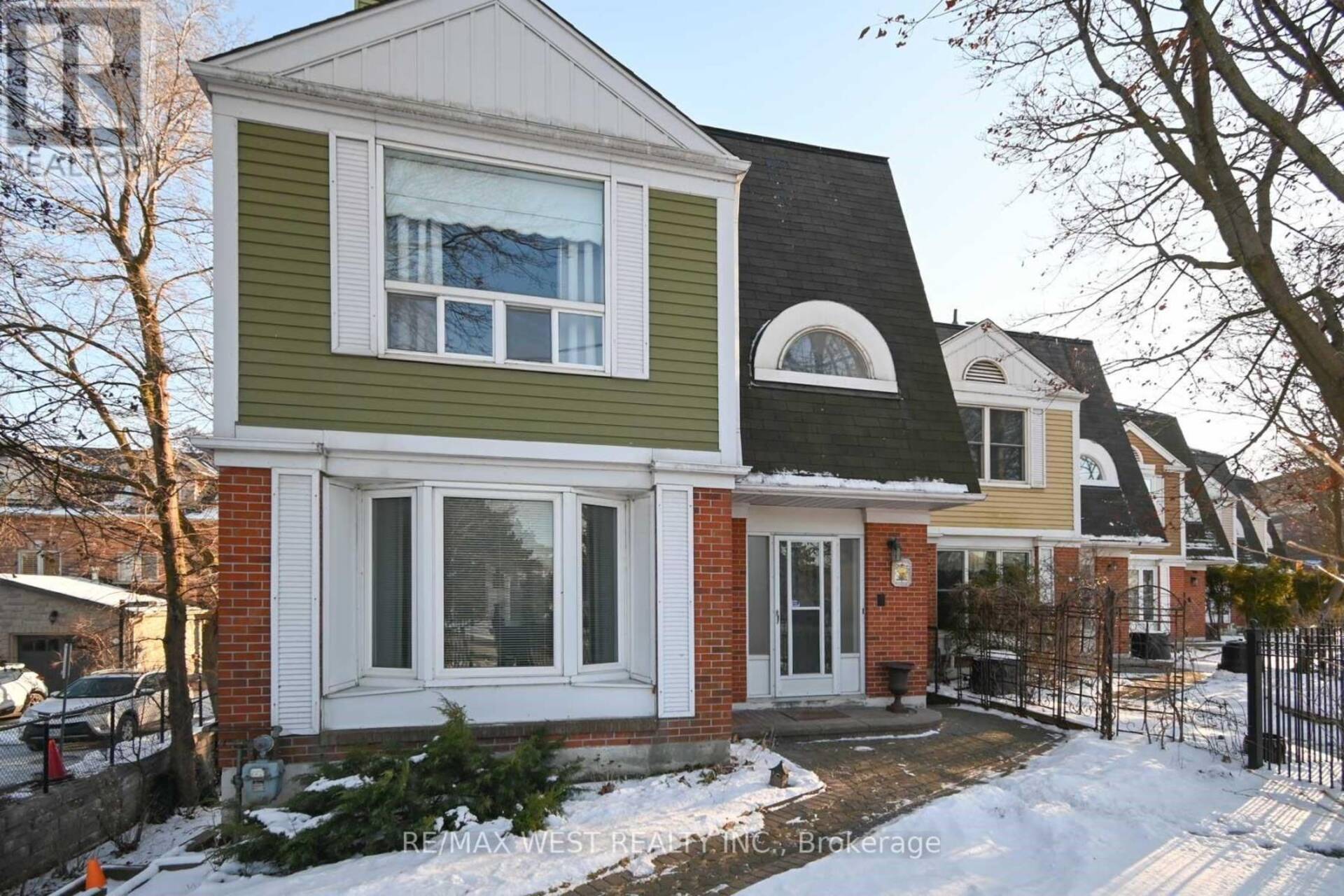 10 - 45 BIRCHMOUNT ROAD Toronto