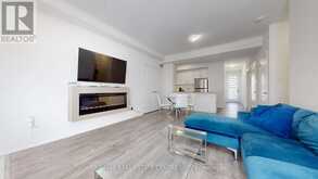 22 - 40 KNOTSBERRY CIRCLE Brampton