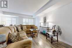 2 - 39 HAYS BOULEVARD N Oakville