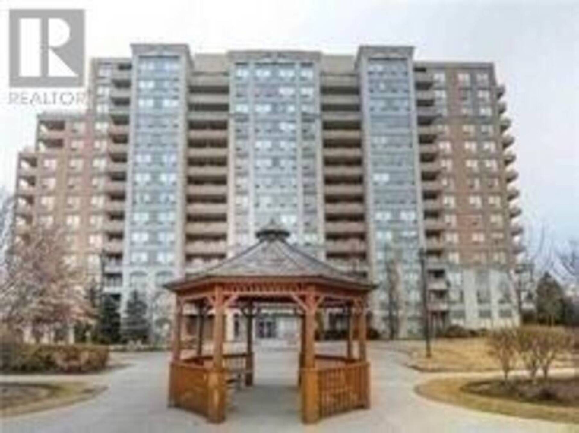 415 - 29 NORTHERN HEIGHTS DRIVE Richmond Hill