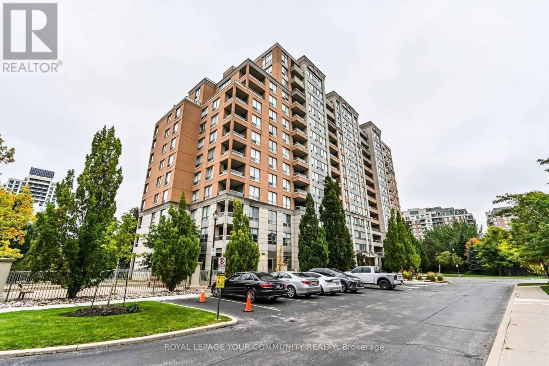 415 - 29 NORTHERN HEIGHTS DRIVE Richmond Hill