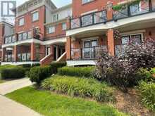 18 - 15 HAYS BOULEVARD Oakville