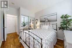 T09 - 16 DALLIMORE CIRCLE Toronto