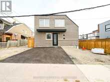 LANEWAY - 78 TEIGNMOUTH AVENUE Toronto