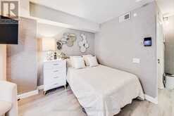 413 - 155 YORKVILLE AVENUE Toronto