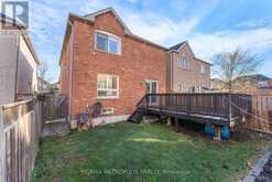 4 GROSBEAK CRESCENT Toronto