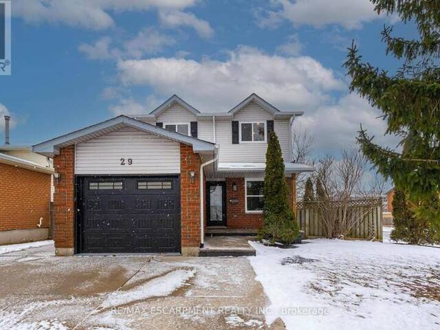 29 FEATHERWOOD CRESCENT Hamilton Ontario