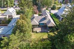 160 TEDDINGTON PARK AVENUE Toronto