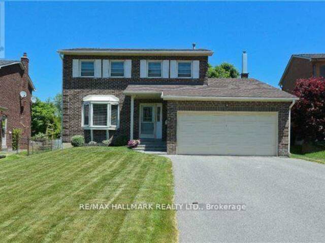 213 HAMPTON COURT Newmarket Ontario