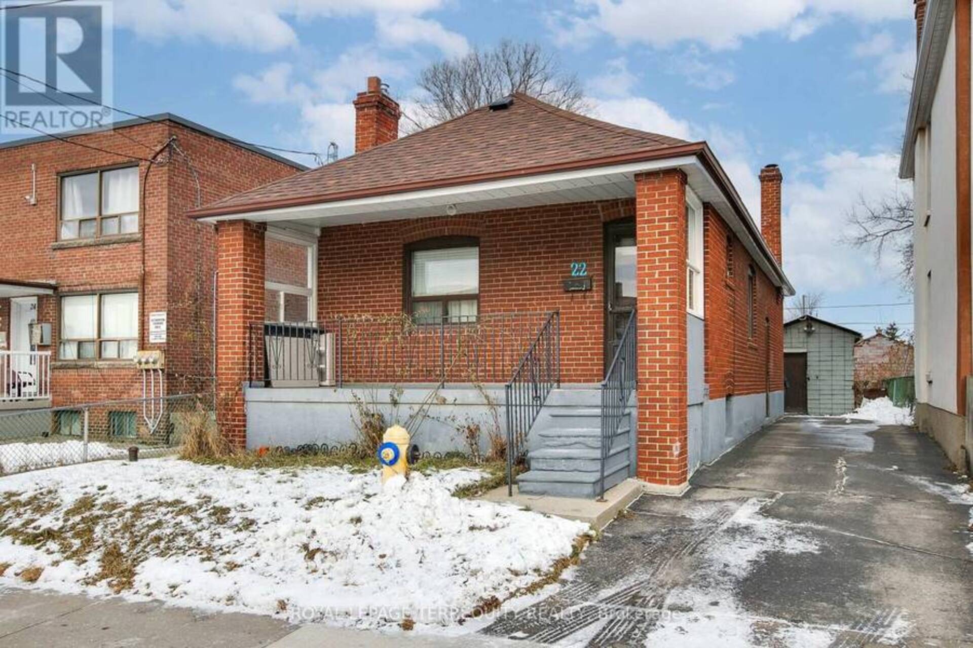 22 ROTHERHAM AVENUE Toronto