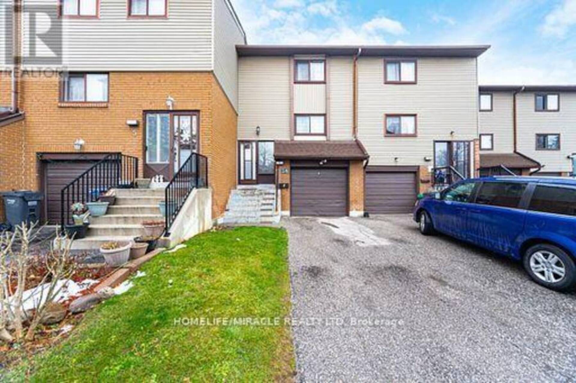 4 CARLETON PLACE Brampton