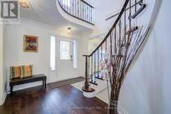 424 GOLDEN OAK DRIVE Oakville