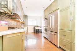 32 DEARHAM WOOD Toronto