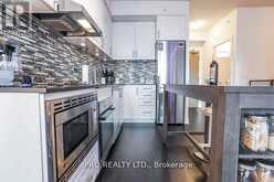 304 - 7 KENASTON GARDENS Toronto