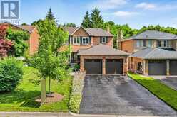 48 LANEWOOD DRIVE N Aurora