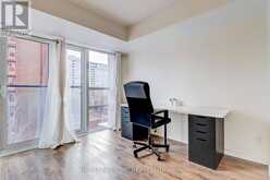 423 - 35 SARANAC BOULEVARD Toronto