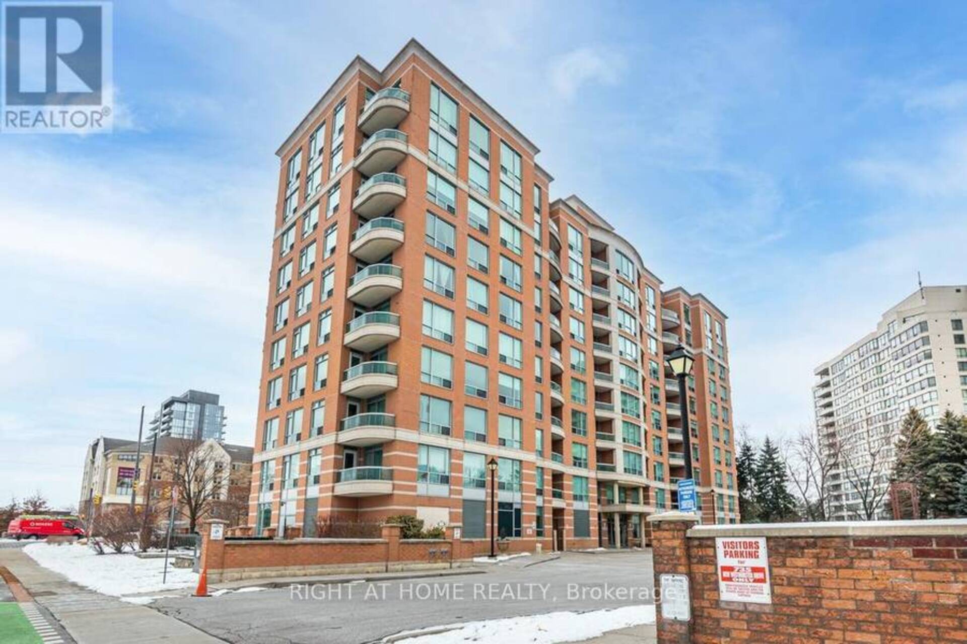 606 - 745 NEW WESTMINSTER DRIVE Vaughan