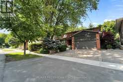 33 BONNYVIEW DRIVE Toronto