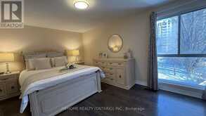 29 LAURIE SHEPWAY Toronto