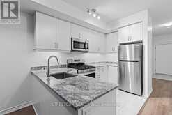 215 - 5 SPOONER CRESCENT Collingwood