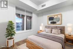 215 - 5 SPOONER CRESCENT Collingwood