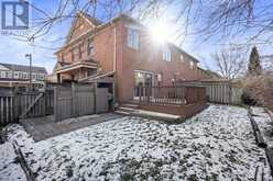 1605 GOWLING TERRACE Milton