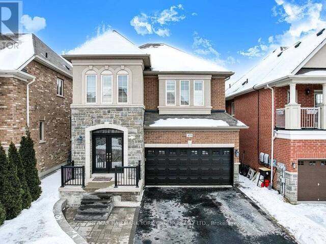 473 KWAPIS BOULEVARD Newmarket Ontario