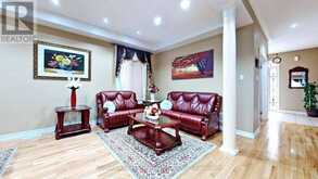 53 HEATHERGLEN DRIVE Brampton