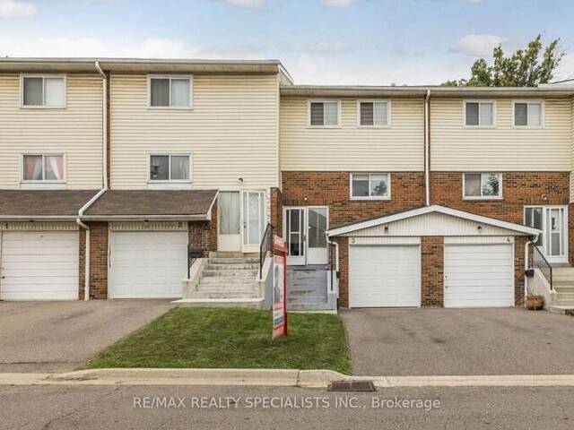 3 SANDRINGHAM COURT Brampton Ontario