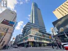 918 - 386 YONGE STREET Toronto