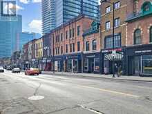 802 - 17 DUNDONALD STREET Toronto