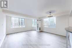 1711 - 633 BAY STREET Toronto