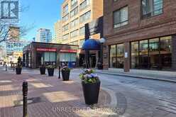 1711 - 633 BAY STREET Toronto