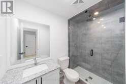 408 - 15 KNEESHAW DRIVE Barrie