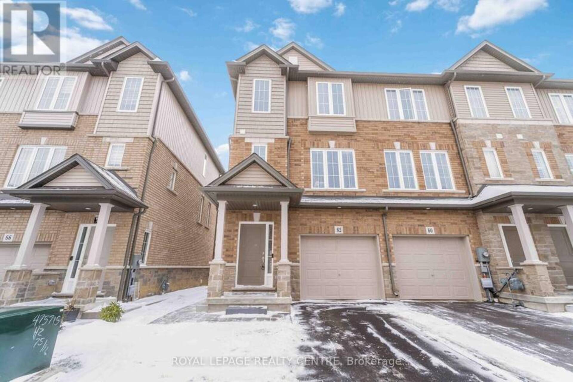 62 AQUARIUS CRESCENT Hamilton