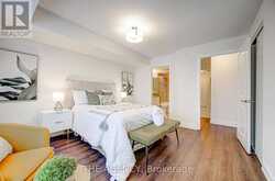 415 - 760 SHEPPARD AVENUE W Toronto