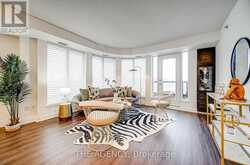 415 - 760 SHEPPARD AVENUE W Toronto