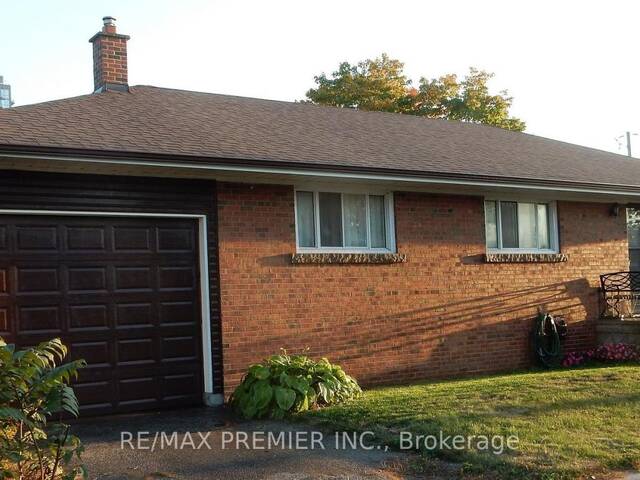 33 WARNICA AVENUE Toronto Ontario