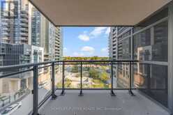 521 - 20 MEADOWGLEN PLACE Toronto