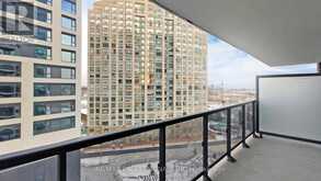 807 - 30 SAMUEL WOOD WAY Toronto