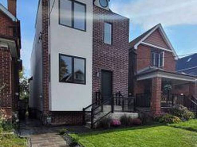 11 MORLAND ROAD Toronto Ontario