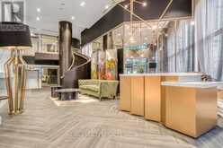 421 - 395 DUNDAS STREET W Oakville